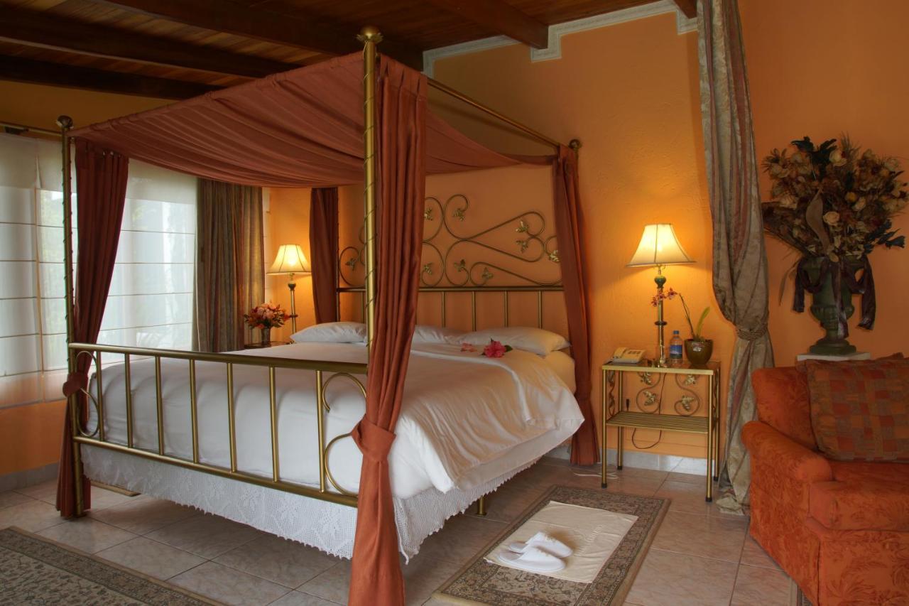 La Mirage Garden Hotel & Spa Cotacachi Bagian luar foto